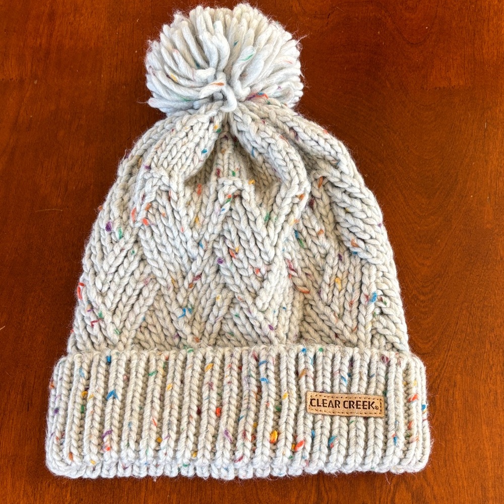 CLEAR CREEK WOMEN’S FLECK KNIT CUFFED‎ HAT W/ POM